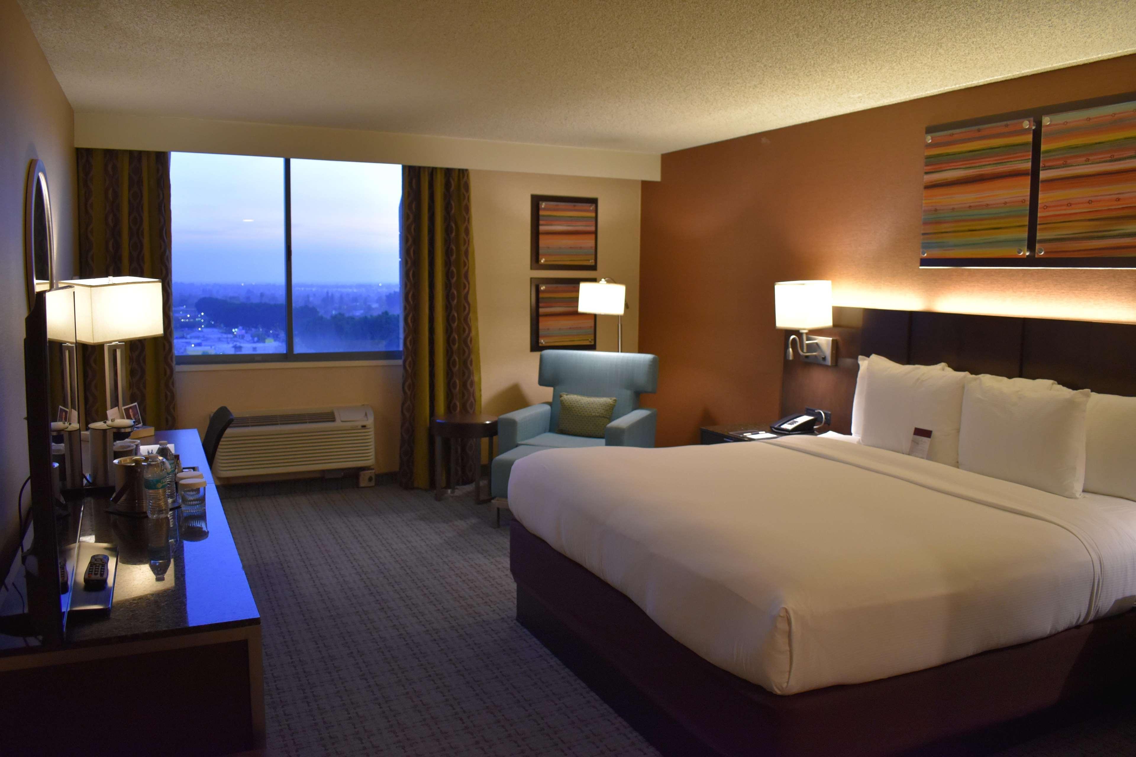 Doubletree By Hilton Whittier Hotell Eksteriør bilde