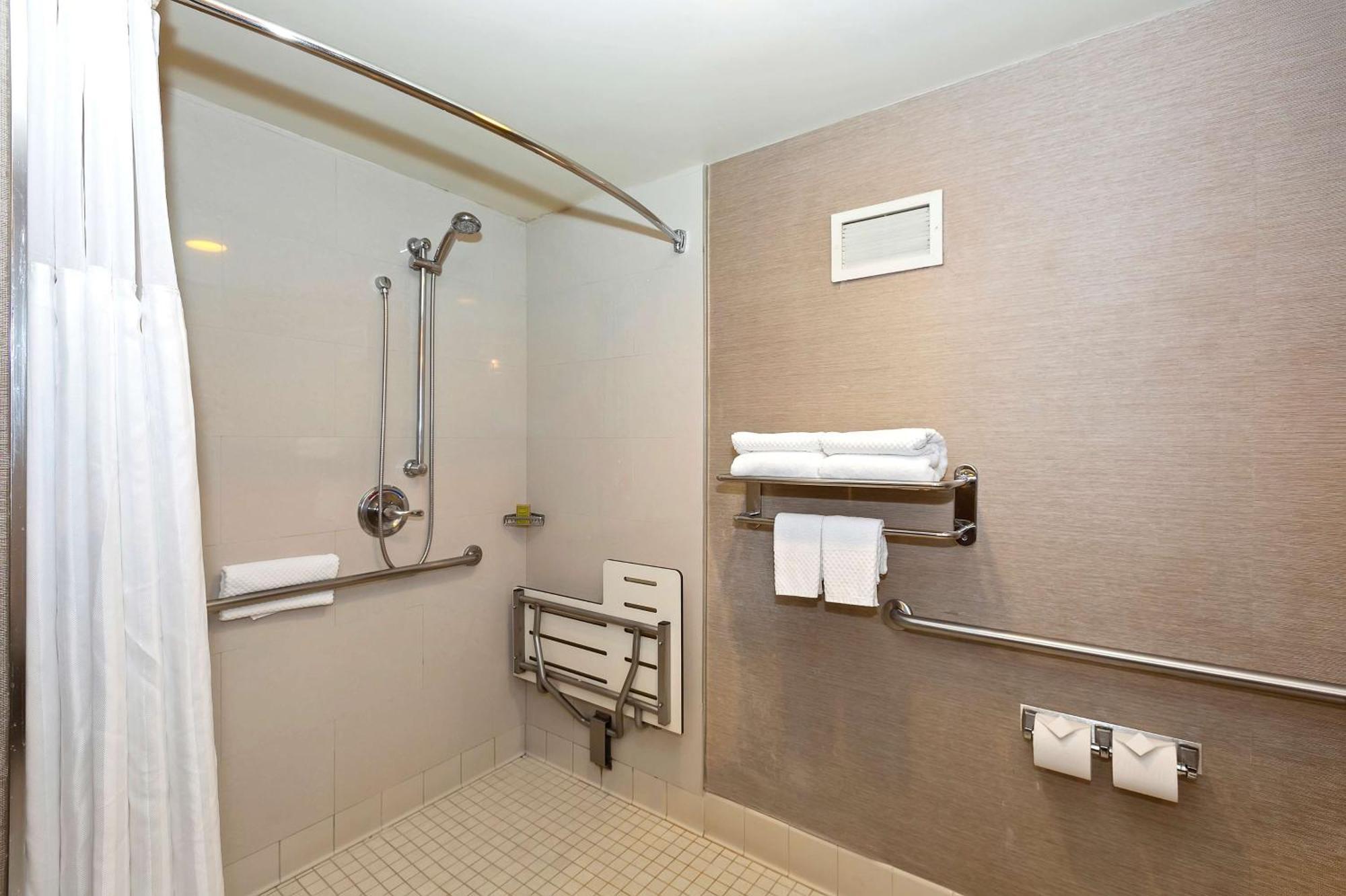 Doubletree By Hilton Whittier Hotell Eksteriør bilde