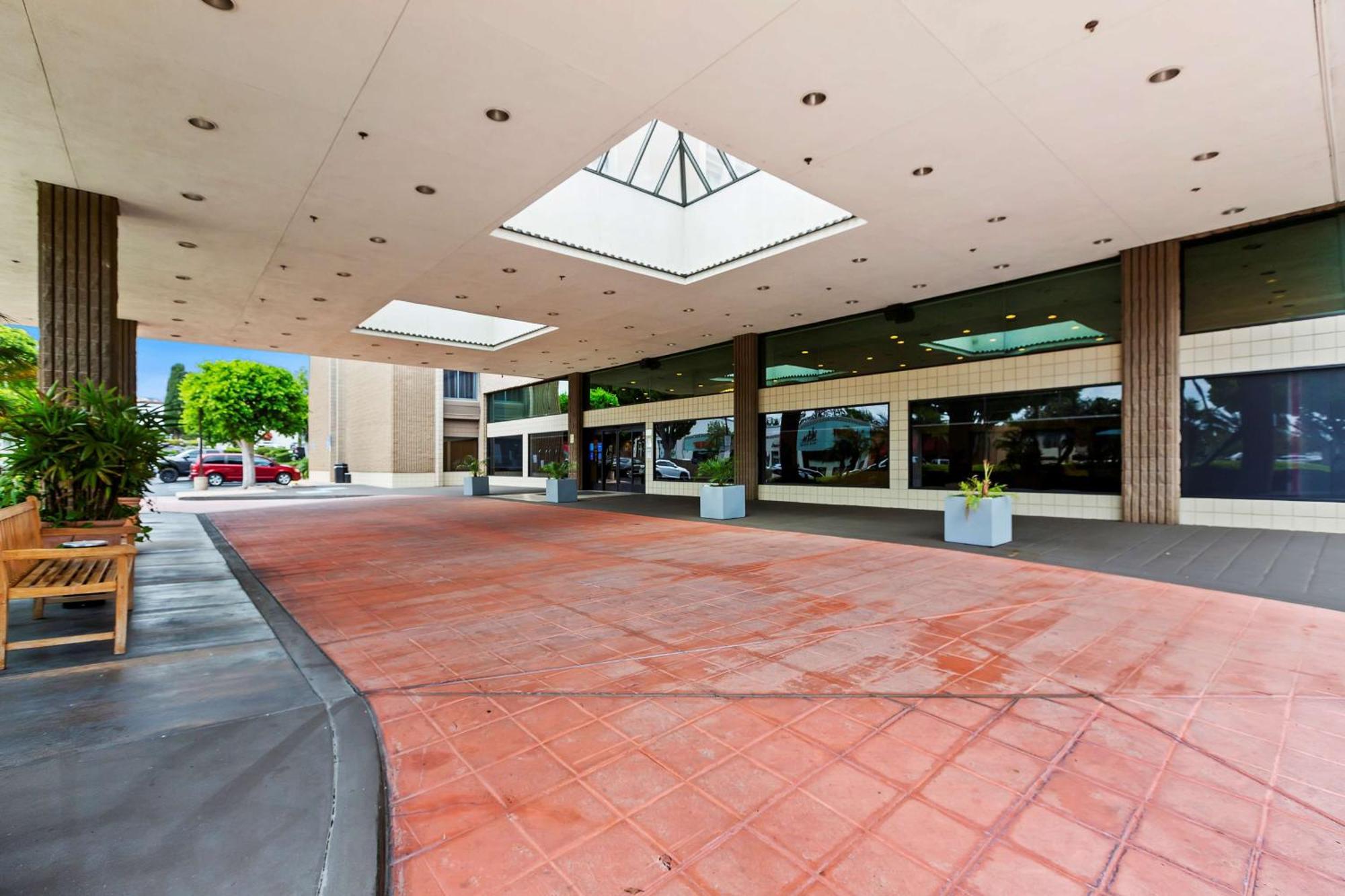 Doubletree By Hilton Whittier Hotell Eksteriør bilde